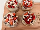 Postre de frutillas 🍓, merengue y Dulce de leche 🎂