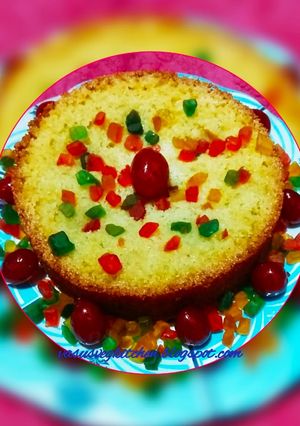 A picture of Rava Tutti Frutti Cake in Pressure Cooker.