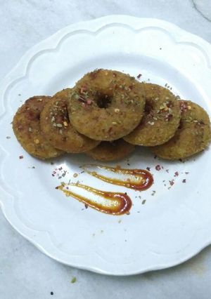 A picture of Crispy bread vadas.