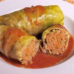 A picture of Cabbage rolls.