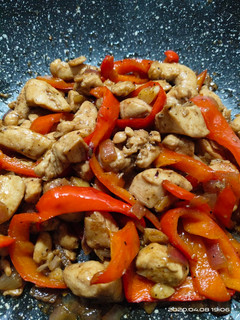 A picture of Chicken and Bell Pepper Saute.