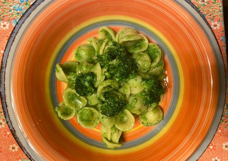 🥦 Orecchiette con crema di broccoli