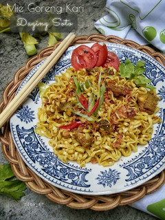 Foto resep Mie Goreng Kari Daging Soto