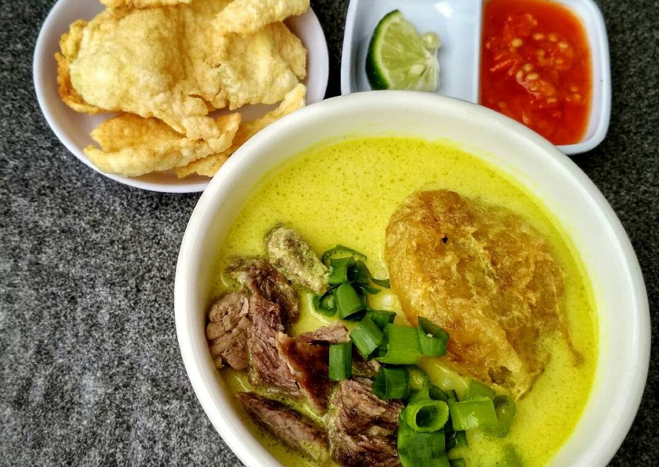 Soto Kuning Khas Bogor