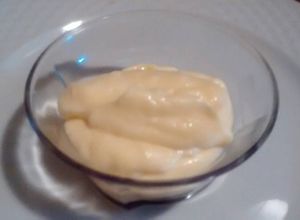 Una foto de Crema de mantequilla para rellenar brazos gitanos