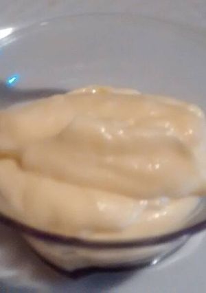 Una foto de Crema de mantequilla para rellenar brazos gitanos