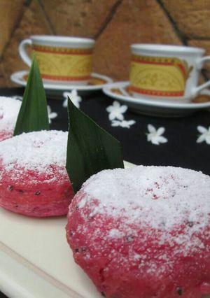 Foto resep Donat Buah Naga Merah