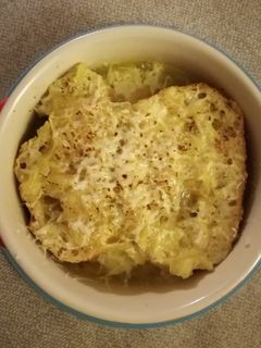 Una foto de Sopa de queso y cebolla