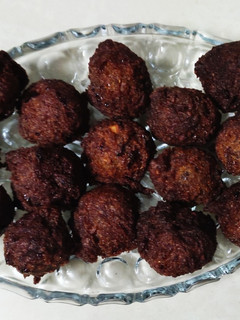 கோதுமை மாவு கச்சாயம் (Wheat flour kachchaayam) (Kothumai maavu kachchaayam recipe in tamil) செய்முறை முக்கிய புகைப்படம்