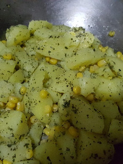 Una foto de Papas salteadas