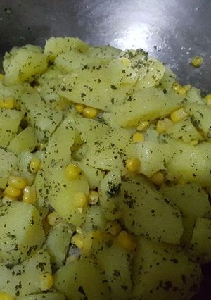 Una foto de Papas salteadas