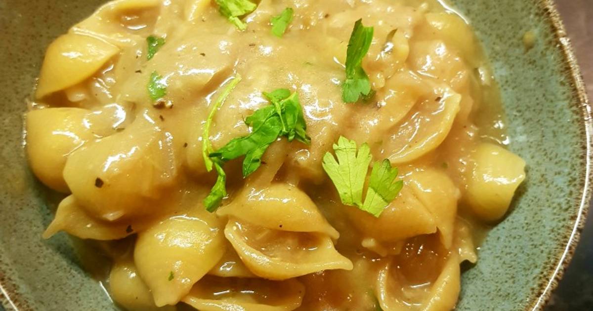 French onion soup pasta Recipe by Sara Telahoun Cookpad