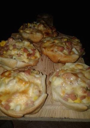 Una foto de Canastitas de jamón y queso!