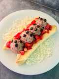 Banana Split with Mocca Ice Cream