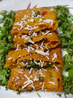 પનીર ચીલા (Paneer Chila Recipe in Gujarati) રેસીપી મુખ્ય ફોટો