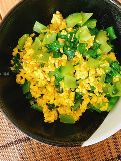 薑黃炒豆腐|10分鐘素食 的食譜成品照片