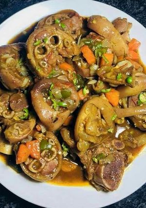 A picture of Hot Turkey stew.