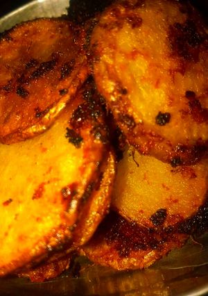 A picture of Potato Tawa Masala Fry.