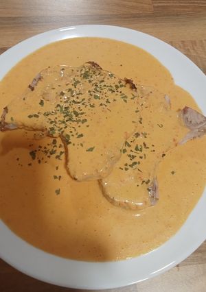 Una foto de Filetes de lomo con salsa de pimiento