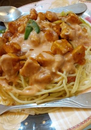 A picture of Singaporean rice.