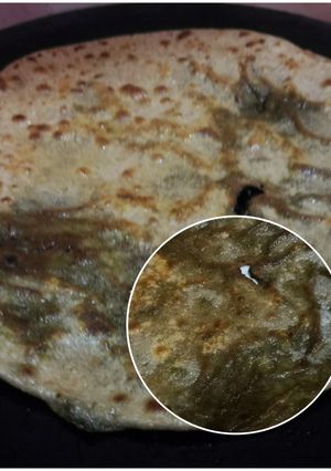 A picture of New recipe saag ka pratha.