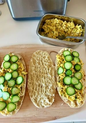 Φωτογραφία της συνταγής 🥪Sandwich με κοτόπουλο μαγιονέζα μέλι και κάρι