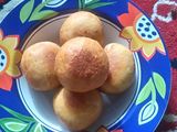 Roti goreng isi unti kelapa