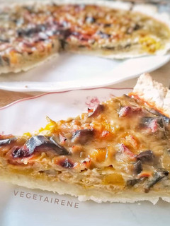 Una foto de Quiche de berenjena y puerro (vegana y sin gluten)