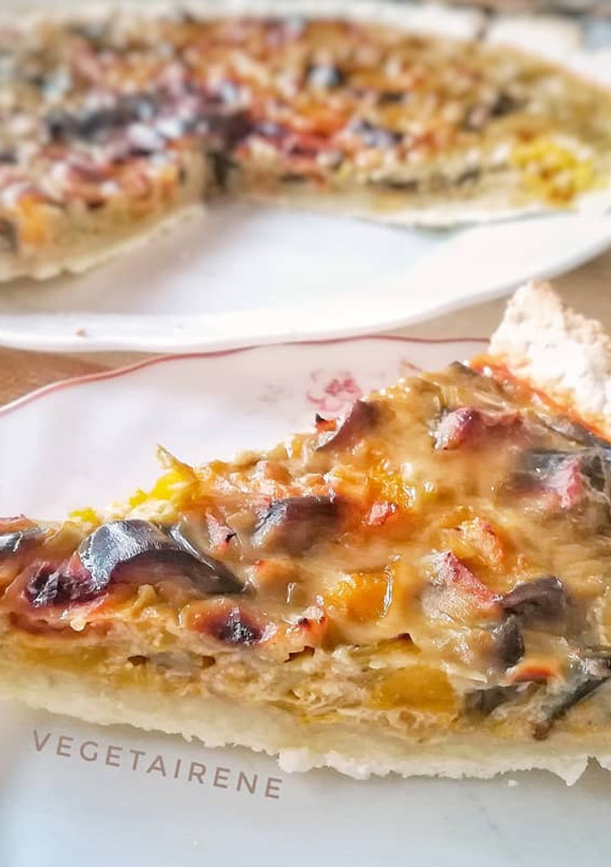 Una foto de Quiche de berenjena y puerro (vegana y sin gluten)