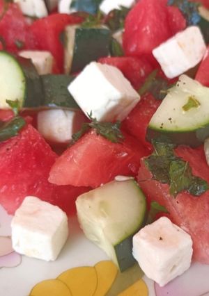 Foto di Insalata estiva anguria,feta,cetrioli e...😋