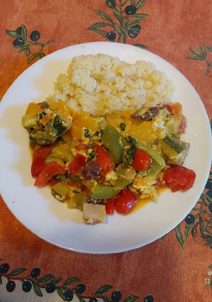 Lecsós zöldség kuszkusszal recept fotója
