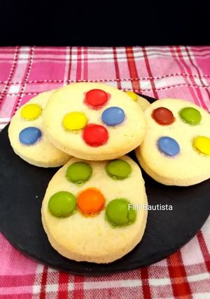Una foto de Galletas de limón con lacasitos