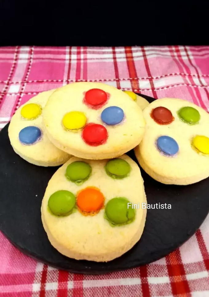 Una foto de Galletas de limón con lacasitos