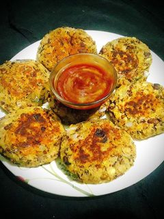 स्प्राउट कटलेट (Sprout Cutlet recipe in Hindi) रेसिपी मुख्य फोटो