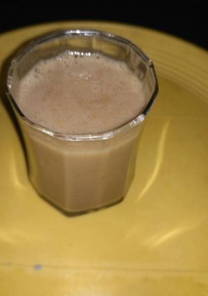 A picture of Banana coco milk shake.