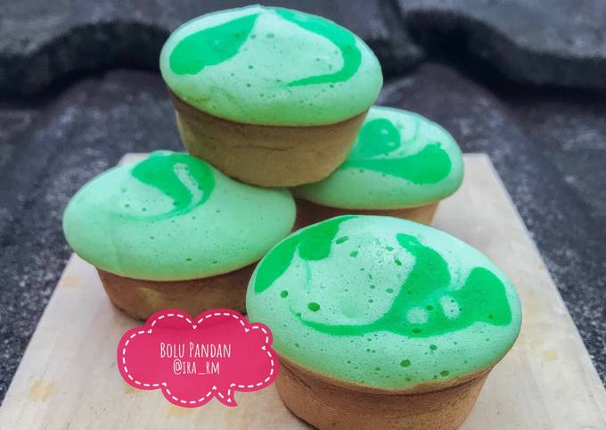 Resep Bolu Pandan Lembut (Panggang Cetakan Kue Lumpur) Oleh Dapur Ira Rm -  Cookpad Resep Bolu Pandan Lembut (Panggang Cetakan Kue Lumpur) Oleh Dapur Ira Rm -  Cookpad