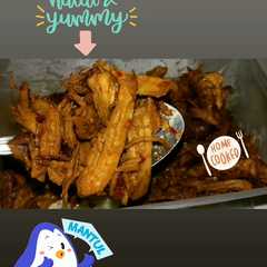 A picture of Ayam suwir kecap pedas manis.