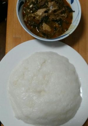A picture of Rice flour amala and Ogbono soup with Japanese horenso.