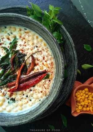 A picture of Dahi bundi.