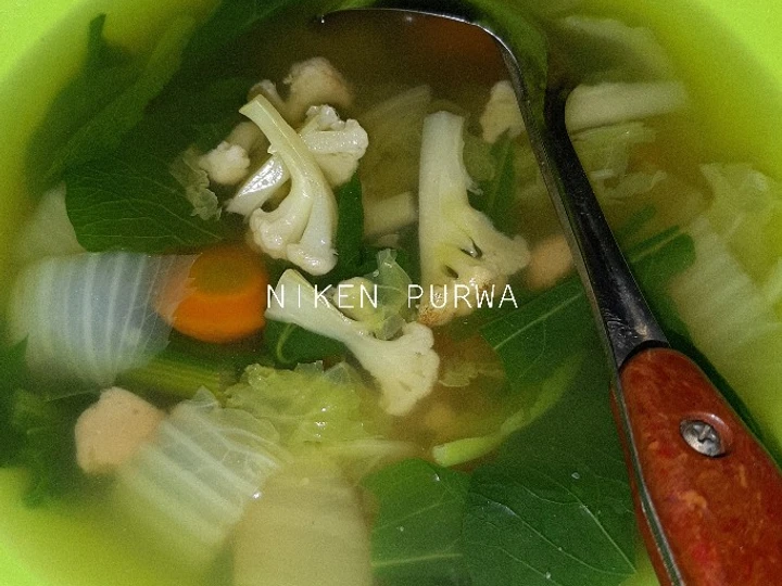 Cara Mudah Membikin Resep Sop sayur pentol yang Menggugah Selera Anti Ribet, Mantap Sekali