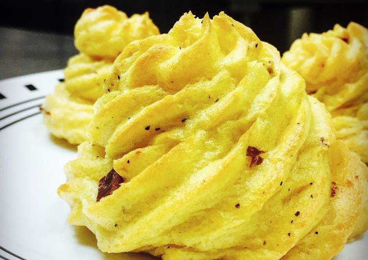 Step-by-Step Guide to Prepare Speedy Bacon Cheddar Duchesse Potatoes