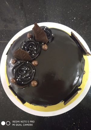 A picture of Chocolate Ganache cake.