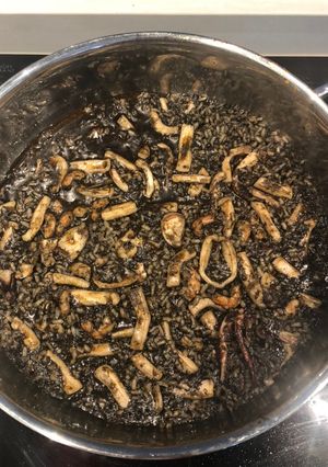 Una foto de Arroz negro