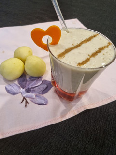 عکسی از دستور میلک شیک زردآلو