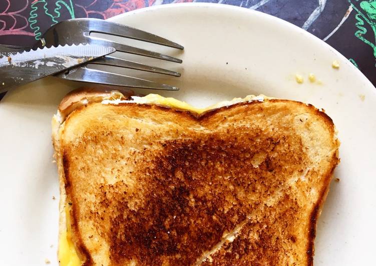 Spicy Grilled Cheese π§ (Vegan)