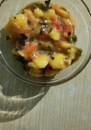 সাদা আলুর তরকারি (white potato vegetable recipe in Bengali) রেসিপির প্রধান ছবি