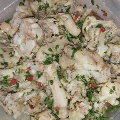 A picture of Pig foot trotters a la vinagrette.