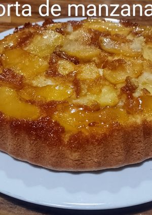 Una foto de Torta de manzana invertida 🍎