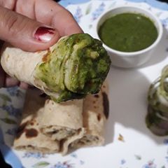 A picture of Rumali roti.