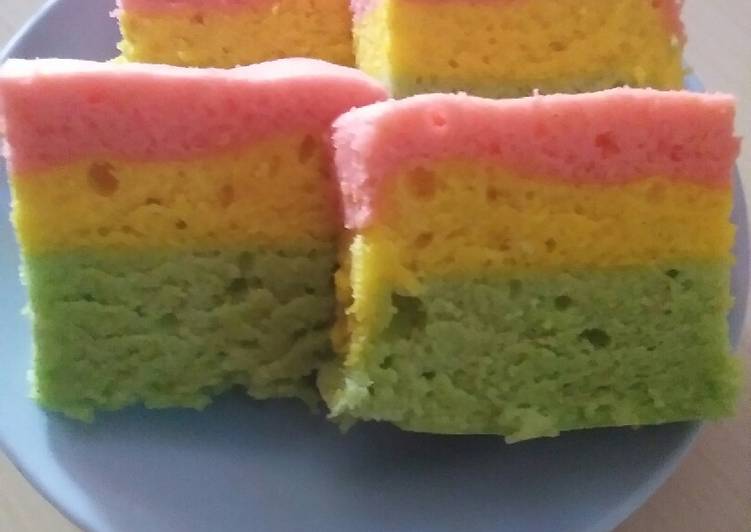 Resep Bolu kukus 3 warna Anti Gagal